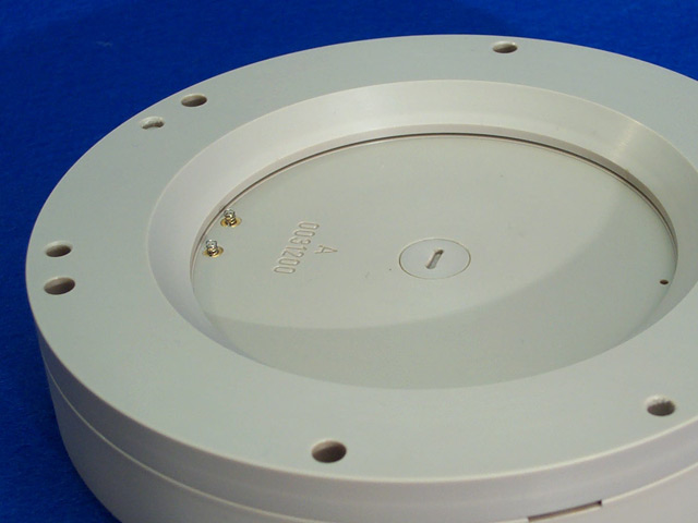 Wafer holder Single 4 EC - equipped with electrical backside contacts. Contacts position are customer specific.